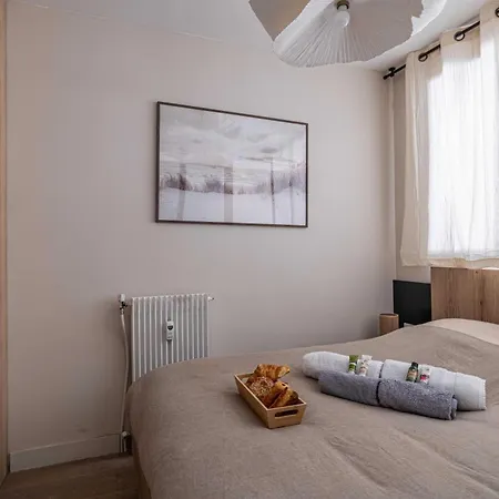 Appartement Sunny Getaway With Balcony And A-c In